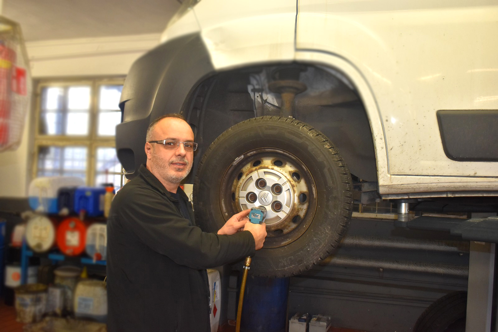Car Tyre change
